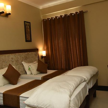 Hotel Vibhav Harsh Varanasi Eksteriør billede