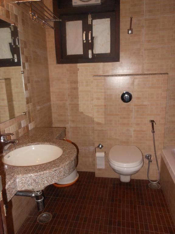 Hotel Vibhav Harsh Varanasi Værelse billede